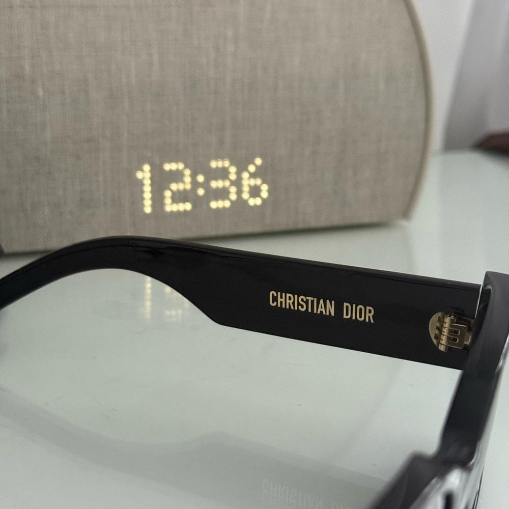 Dior Black Rectangular Sunglasses - Picture 3 of 5